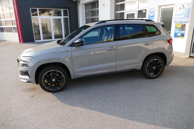 Skoda Karoq Sportline 1.5 TSI DSG 150 PS AHK Virtualles Pedal el.H. Matrix-LED Navi Virtual Cockpit SHZ beh.Lenkrad ACC 4JG Facelift 