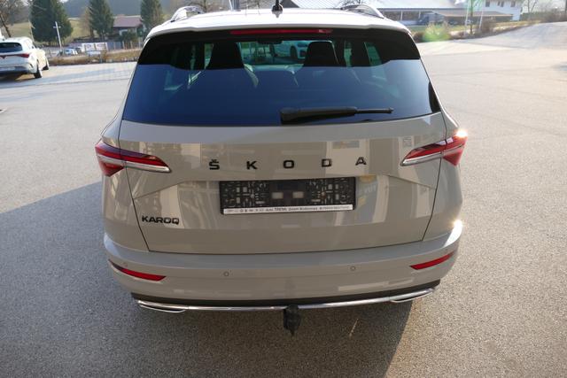 Skoda Karoq Sportline 1.5 TSI DSG 150 PS AHK Virtualles Pedal el.H. Matrix-LED Navi Virtual Cockpit SHZ beh.Lenkrad ACC 4JG Facelift 
