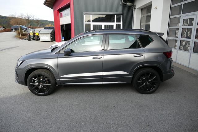 Cupra Ateca 2.0 TSI DSG 190 PS 4Drive AHK el.Sitz Top View Virtual Pedal el.H. 19" Black Matt SHZ LHZ 5JG Assistenz XL Dachhimmel schwarz Induktionsladeschale Navi Reserverad Kamera Parkassist 4x4 
