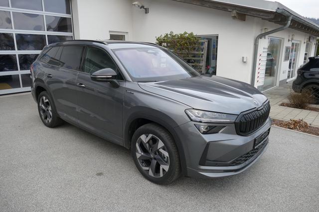 Skoda Kodiaq - Sportline 2.0 TDI DSG 4x4 193 PS AHK Navi SHZ4x beh.WS LHZ el.Heckklappe doppelter Ladeboden 3-Zonen-Climatronic
