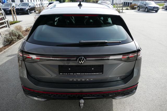 Volkswagen Passat Variant 2.0 TSI DSG 265 PS R-Line 4Motion 4x4 AHK Navi Head-Up SHZ Matrix Kamera Virtual Pedal Parklenk Neuwagen 