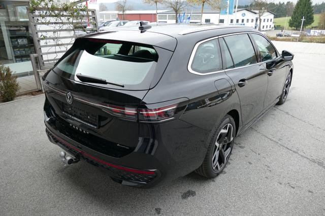 Volkswagen Passat Variant 2.0 TSI DSG 265 PS R-Line 4Motion 4x4 AHK Navi Head-Up SHZ Matrix Kamera Virtual Pedal Parklenk Neuwagen 