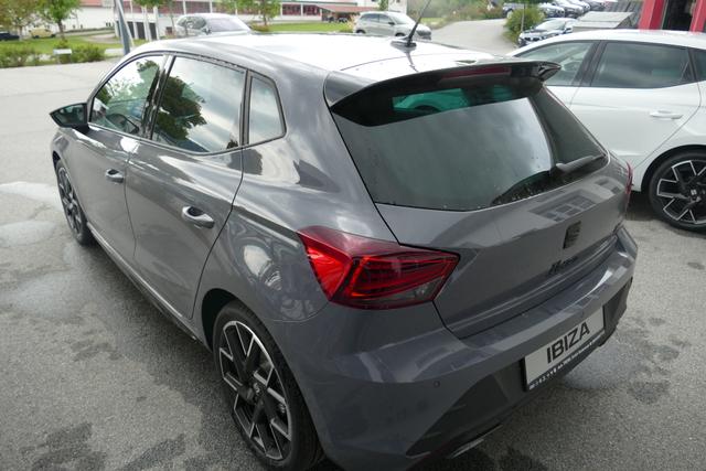 Seat Ibiza FR 1.5 TSI DSG 150 PS Facelift Black Paket 10 Jahre Garantie bis 200.000 km 18" Alu Sportschalensitze Sportfahrwerk -15 mm Digital Cockpit 10" LED SHZ ACC Assistenz-M Kamera Ladeboden Armlehne Connectivity Box 