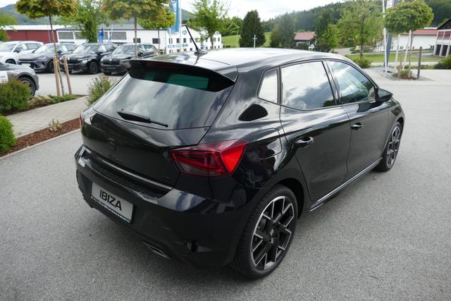 Seat Ibiza FR 1.5 TSI DSG 150 PS Facelift 10 Jahre Garantie bis 200.000 km 18" Alu Black Paket Sportschalensitze Digital Cockpit 10" Scheinwerfer HIGH SHZ ACC Assistenz-M Kamera Ladeboden Armlehne Connectivity Box 