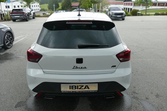 Seat Ibiza FR 1.5 TSI DSG 150 PS Facelift Black Paket 10 Jahre Garantie bis 200.000 km 18" Alu Sportschalensitze Sportfahrwerk -15 mm Digital Cockpit 10" LED SHZ ACC Assistenz-M Kamera Ladeboden Armlehne Connectivity Box 