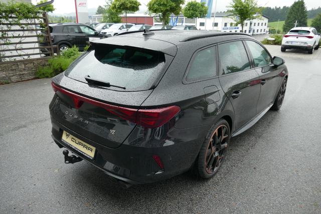 Cupra Leon Sportstourer ST VZ Extreme 2.0 TSI DSG 4Drive 333 PS AHK Pano 19"HailstormCopper Matrix Navi 5JG 