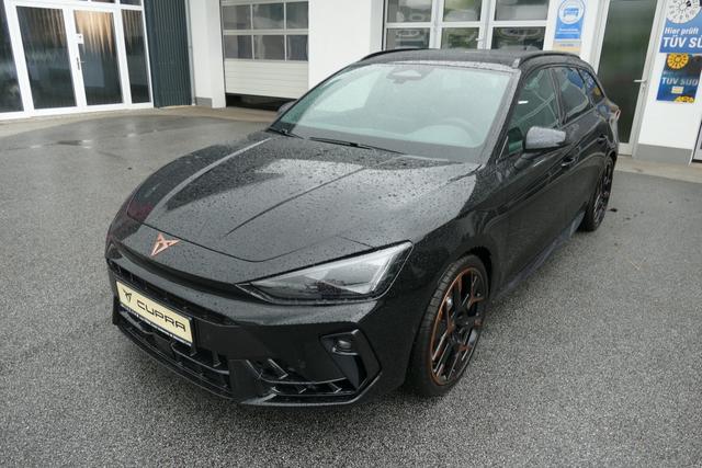 Cupra Leon - Sportstourer ST VZ Extreme 2.0 TSI DSG 4Drive 333 PS AHK Pano 19"HailstormCopper Matrix Navi 5JG