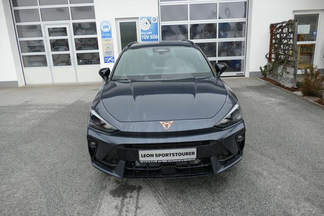 Cupra Leon Sportstourer ST 2.0 TSI DSG 4Drive 204 PS AHK Matrix Navi SHZ Intelligent Drive Edge Paket 18" 