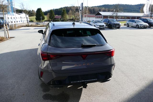 Cupra Leon Sportstourer ST 2.0 TSI DSG 4Drive 204 PS AHK SHZ Navi via Smart Link Edge Paket 18" 
