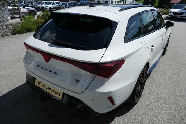 Cupra Leon Sportstourer ST VZ Extreme 2.0 TSI DSG 4Drive 333 PS Facelift AHK Pano 19"HailstormCopper Matrix Navi 5JG 