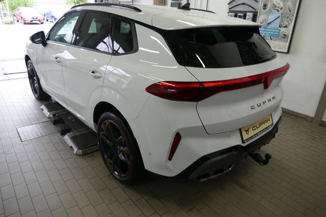 Cupra Terramar 2.0 TSI 204 PS DSG 4Drive Panorama AHK Matrix Sennheiser DCC 20" Vortex Kupfer Dinamica Edge + Intelligent Drive Paket Navi Head Up 5JG el. Sitze 