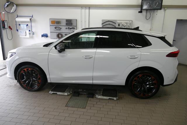 Cupra Terramar 2.0 TSI 204 PS DSG 4Drive Panorama AHK Matrix Sennheiser DCC 20" Vortex Kupfer Dinamica Edge + Intelligent Drive Paket Navi Head Up 5JG el. Sitze 