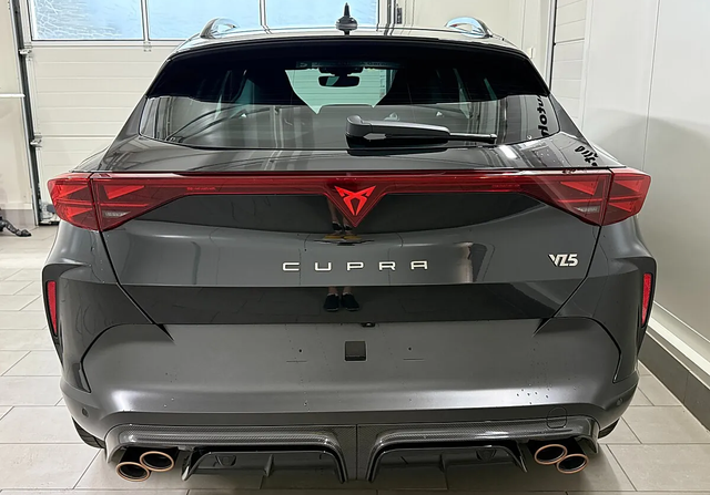 Cupra Formentor VZ5 390 PS 2.5 TSI DSG 4Drive 5JG/100.000 km CUP Supersportschalensitze Top View Navi 4x4 