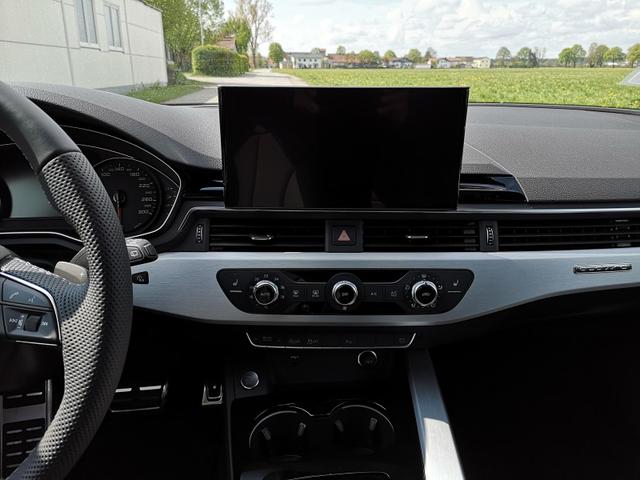 Audi A4 Avant 2.0TDI S-line Quattro Standh. 
