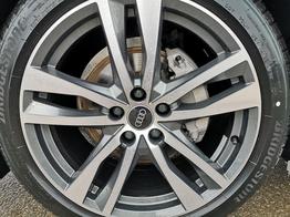 Audi A6 Avant - 40 TDI S-Tronic Quattro S-Line Matrix Standh AHK Navi