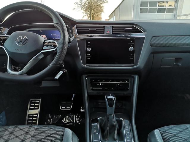 Volkswagen Tiguan 1.5TSI DSG R-Line AHK Navi Cockpit 