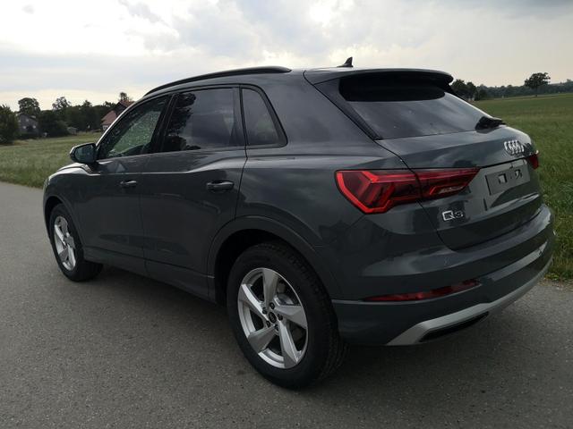 Audi Q3 1,5 TFSI 35 advance Standh. ACC AHK LED 