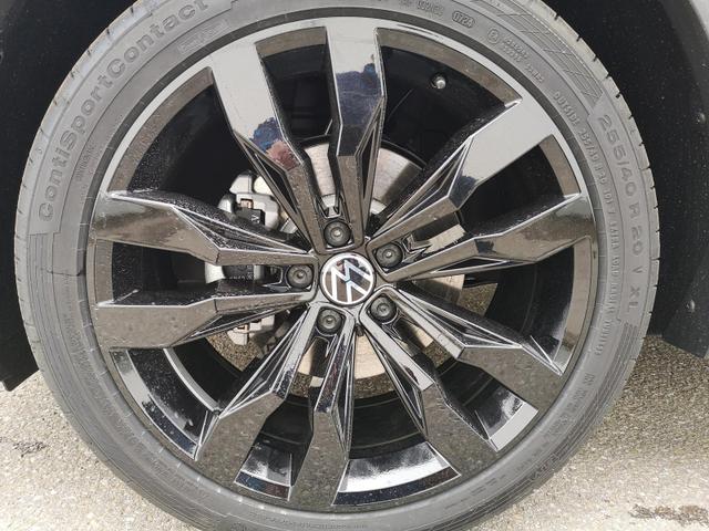 Volkswagen Tiguan R-Line 4Motion 2.0 TDI DSG AKTION GV5 UPE 60.880 € Black 