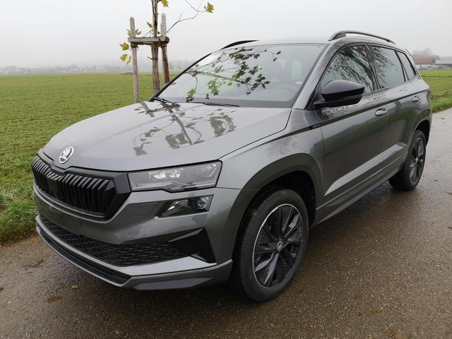 Skoda Karoq - Sportline 1.5TSI DSG AHK Navi Matrix ACC Kam Vorlauffahrzeuge