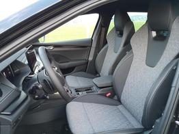 Skoda Octavia Combi 2.0 TDI 110 kW Sportline Kombi DSG AHK Navi ACC el. Hk 18 Zoll 