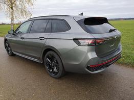 Volkswagen Passat Variant 2.0 TDI 142 kW 4Motion R-Line DSG Head Up AHK Navi 