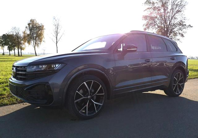 Volkswagen Touareg - 3.0 TDI 210 kW 4Motion R-Line V6 UPE 113.880 €