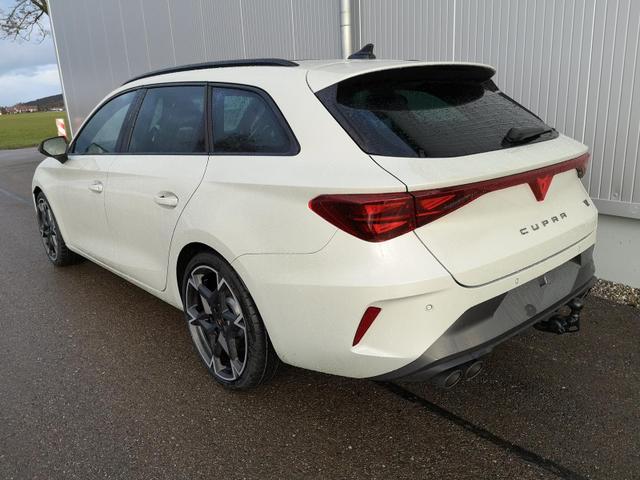 Cupra Leon Sportstourer 2.0 TSI 245 kW 4Drive VZ Kombi 2.0TSI DSG 4x4 AHK ABT GV5 Matrix el. Hk Pano Navi Sound 