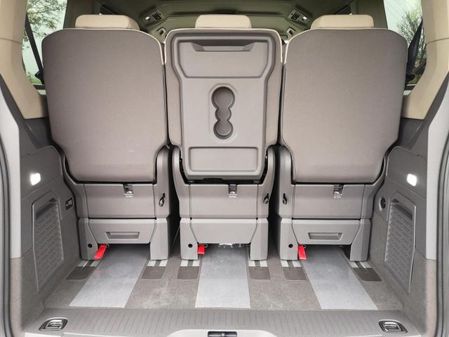Volkswagen T7 Multivan 2.0 TDI KÜ DSG Navi Standh. Sport Edition 