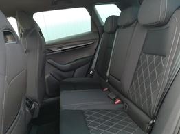Skoda Karoq Sportline 2.0TDI DSG 4x4 AHK Matrix Navi ACC 