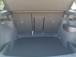 Skoda Karoq Sportline 2.0TDI DSG 4x4 AHK Matrix Pano Sound Leder 19 Zoll 