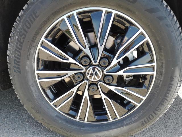Volkswagen T7 Multivan 1,5 eHybrid 4Motion kurz Premium 