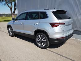 Skoda Karoq Selection 2.0 TDI DSG 4x4 GV5 AHK 18 Ladeb 