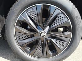 Skoda Karoq Sportline 2.0TDI DSG 4x4 AHK Matrix Navi ACC 