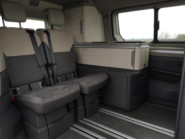 Volkswagen T7 California Ocean 
