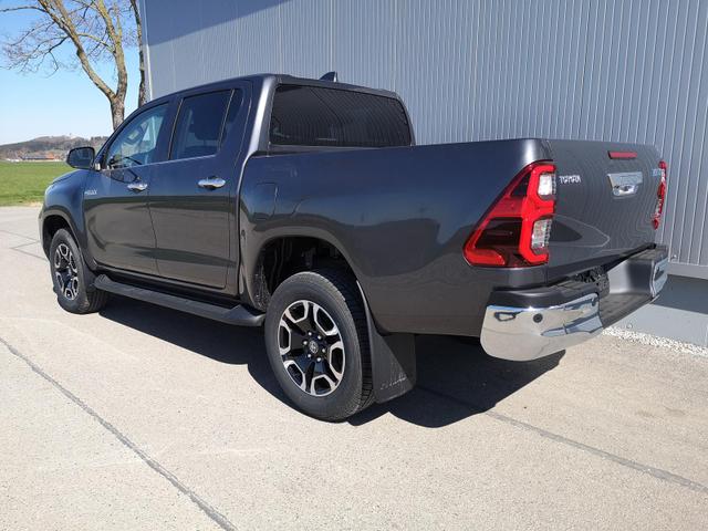 Toyota Hilux Double Cab 2,8D 4WD A/T 