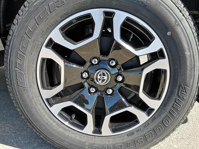 Toyota Hilux Double Cab 2,8D 4WD A/T 