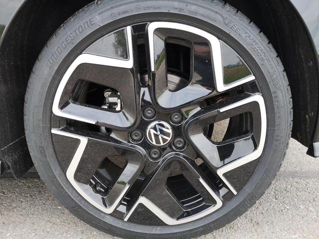 Volkswagen Golf 2.0 TDI 110 kW R-Line DSG 18 Zoll Kamera ACC Park Assist Pro 