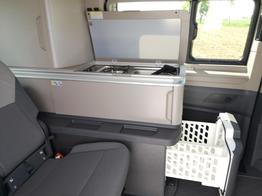 Volkswagen T7 California Coast 2.0 TDI DSG 