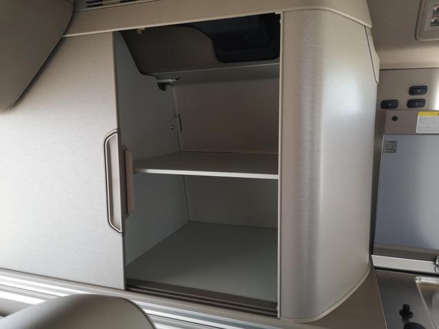 Volkswagen T7 California Ocean 2.0 TDI DSG 