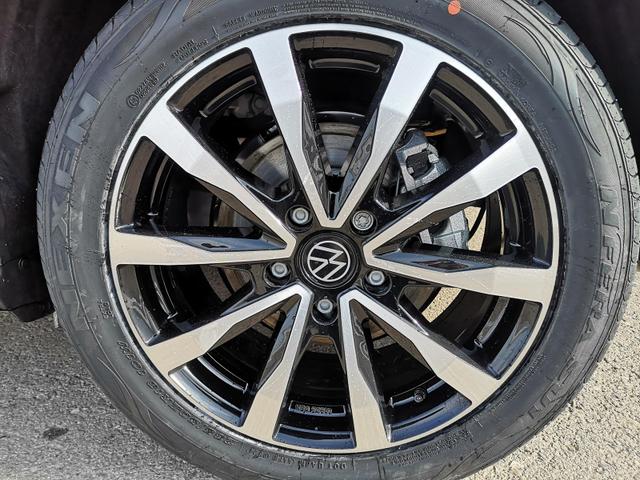 Volkswagen T7 Multivan 2.0 TDI KÜ DSG Navi Standh. Sport Edition 