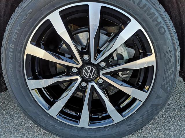 Volkswagen T7 Multivan 1,5 eHybrid 4Motion lang Elegance Sport Edition 
