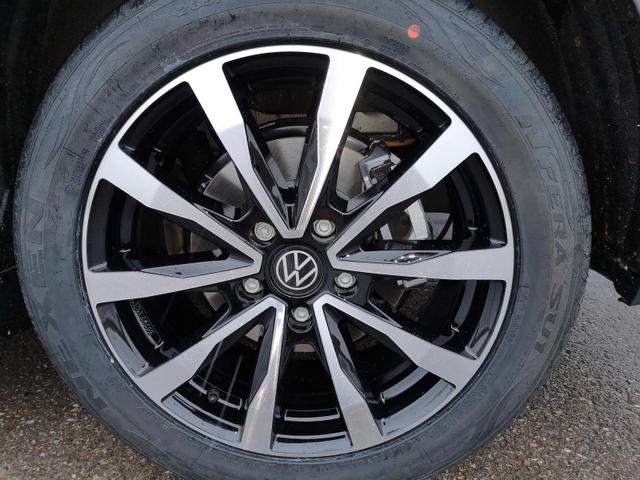 Volkswagen T7 Multivan 1,5 eHybrid 4Motion lang Komfort Sport Edition 