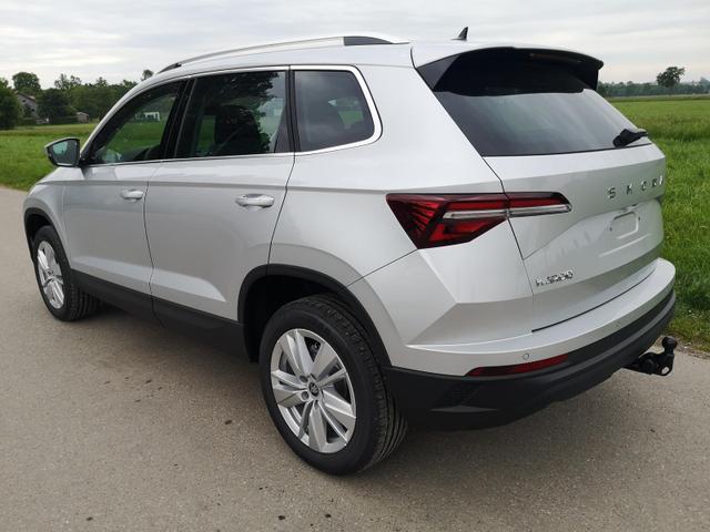 Skoda Karoq Selection 2.0 TDI DSG GV5 AHK 17 