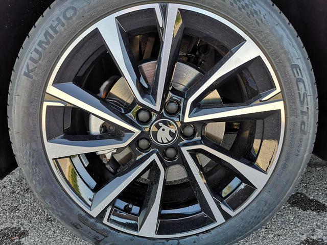 Skoda Fabia Monte Carlo 1.5TSI DSG ABT ACC GV5 Kam 17 
