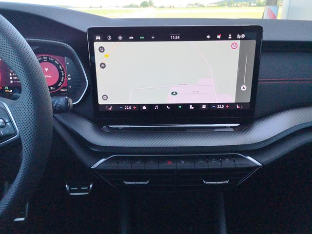 Skoda Octavia Combi 2.0 TSI 195 kW RS Kombi 2.0TSI Pano Matrix Area AHK Sound GV5 
