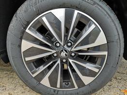 Skoda Superb Combi 2.0 TDI 142kW 4x4 Selection DSG AHK 