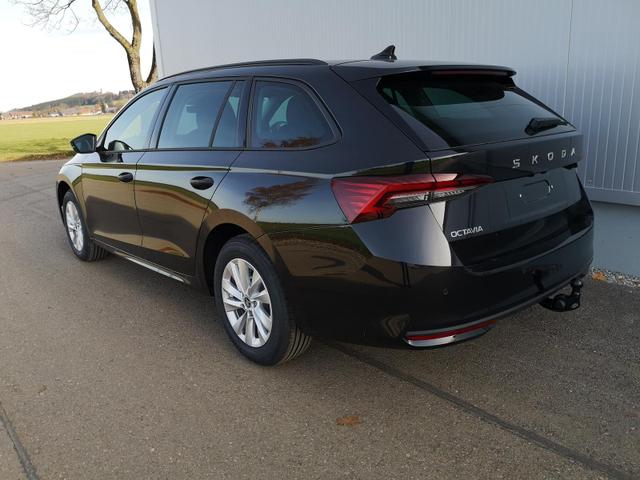 Skoda Octavia Combi 2.0 TDI 110 kW Selection Kombi DSG AHK Navi GV5 