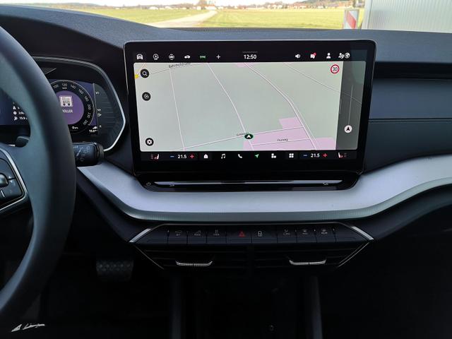 Skoda Octavia Combi 2.0 TDI 110 kW Selection Kombi DSG AHK Navi GV5 