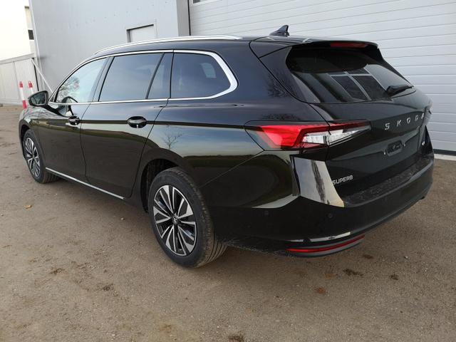 Skoda Superb Combi 2.0 TDI 142kW 4x4 Selection DSG AHK 360 Head Up 