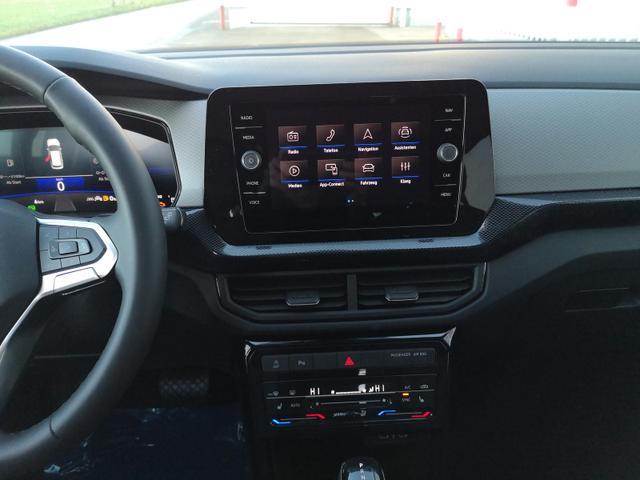 Volkswagen T-Cross 1.0 TSI 85 kW Life DSG Matrix ACC App Sitzh AHK 
